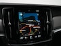 Volvo V90 2.0 B4 R-Design | Head-Up | Harman Kardon | 360° Camera | Panoramadak | Trekhaak | Sportstoel | Adaptive Cruise | BLIS
