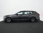 Volvo V90 2.0 B4 R-Design | Head-Up | Harman Kardon | 360° Camera | Panoramadak | Trekhaak | Sportstoel | Adaptive Cruise | BLIS