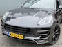 Porsche Macan BWJ 2016 3.6 Turbo 400 PK AKRAPOVIC / CARBON PAKKET / SCHUIF PANO / MEMORY STOEL / BOSE / LEDER / STOELVERW. + VENT. / NAVI / CLIMA / CRUISE / FULL LED /
