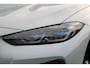 BMW i4 M50 High Executive 84 kWh | Incl. 12 maanden garantie | Assisted driving | Climate control | 360° camera | Uitklapbare trekhaak | Stoel/stuurverwarming | Head-up display | Schuif/kantel dak |