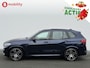 BMW X5 xDrive45e High Executive M-Sport *Tansanitblau Laserlicht Harman/Kardon | Panoramadak | Adaptive Cruise Control | Comfort Toegang