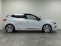 Renault Clio 1.6 E-Tech Hybrid 140 Initiale Paris | Leder | 360 Camera | Dodehoeksensor |