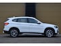 BMW X1 sDrive20i Executive * Trekhaak * Face Lift  model * LED * Sportstoelen *
