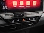 Volkswagen ID.3 Pro 58 kWh | SOH 95% | Ele. verstelbare stoelen | Navigatie | Stoel/stuurverwarming | Camera | DAB | Sportstoelen | Panoramadak | IQ Light | Warmtepomp | Apple CarPlay/Android Auto |