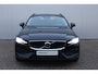 Volvo V60 B4 Automaat Momentum Business | Verwarmbare voorstoelen | Lederen bekleding | Verwarmbaar stuurwiel | Verwarmbare voorruit | Achteruitrijcamera | 17 inch Lichtmetalen velgen