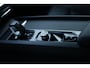 Volvo V60 B4 Automaat Momentum Business | Verwarmbare voorstoelen | Lederen bekleding | Verwarmbaar stuurwiel | Verwarmbare voorruit | Achteruitrijcamera | 17 inch Lichtmetalen velgen