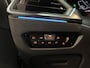 BMW 3-Serie 320e High Executive 18"/Leder/Laser LED/Stuur + stoelverwarming/Dodehoek/Elektrische klep/Trekhaak/Hed-up/Keyless