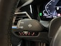 BMW 3-Serie 320e High Executive 18"/Leder/Laser LED/Stuur + stoelverwarming/Dodehoek/Elektrische klep/Trekhaak/Hed-up/Keyless