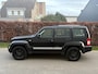 Jeep Cherokee 3.7 V6 Limited / AUTOMAAT / NAVI / SCHUIFDAK / 4WD / LEER