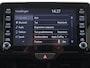 Toyota Yaris 1.5 HYBRID DYNAMIC 1e EIG. GARANTIE 8-2033 AUTOMAAT .CARPLAY NAVIGATIE . CAMERA . STOELVERWARMING . APPLE CARPLAY & ANDROID AUTO.