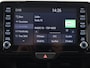 Toyota Yaris 1.5 HYBRID DYNAMIC 1e EIG. GARANTIE 8-2033 AUTOMAAT .CARPLAY NAVIGATIE . CAMERA . STOELVERWARMING . APPLE CARPLAY & ANDROID AUTO.
