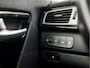 Kia Niro 1.6 GDi Hybrid Dynamic 142Pk Automaat (APPLE CARPLAY, NAVIGATIE, CAMERA, LEDER, CLIMATE, TREKHAAK, SPORTSTOELEN, PARKEERSENSOREN, CRUISE, LANE ASSIST, NIEUWE APK, NIEUWSTAAT)