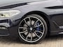 BMW 5-Serie Touring 540i xDrive High Executive van € 36.895,- voor € 36.495,-.