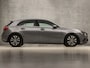 Mercedes-Benz A-klasse 160 Sport (APPLE CARPLAY, GROOT NAVI, CAMERA, LEDER, SPORTSTOELEN, PARKEERSENSOREN, LANE ASSIST, ZWART HEMEL, NIEUWSTAAT)