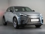 Lexus LBX Business Line 2WD | Dodehoekdetectie | Botsherkenning | Draadloze Telefoonlader | Stoelverwarming | Achteruitrijcamera | Apple CarPlay/ Android Auto | Navigatie | Parkeersensoren Voor- En Achter |