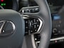 Lexus LBX Business Line 2WD | Dodehoekdetectie | Botsherkenning | Draadloze Telefoonlader | Stoelverwarming | Achteruitrijcamera | Apple CarPlay/ Android Auto | Navigatie | Parkeersensoren Voor- En Achter |