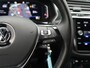 Volkswagen Tiguan 1.5 TSI ACT Highline Business R Automaat - Pano dak - Trekhaak - LED - Navigatie - ACC - Stoelverwarming