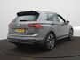 Volkswagen Tiguan 1.5 TSI ACT Highline Business R Automaat - Pano dak - Trekhaak - LED - Navigatie - ACC - Stoelverwarming