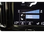 Volvo XC60 2.0 Recharge T6 AWD Business Pro Aut. [ Panorama Stoelverwarming Keyless ]