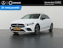 Mercedes-Benz A-klasse 250 e AMG Line | Night | Panoramadak | Widescreen | Stoelverwarming | Achteruitrijcamera | Sfeerverlichting |