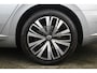 Volkswagen Arteon Shooting Brake 1.4 TSI 218PK eHybrid Elegance Business+ | Incl. 12 maanden garantie | Panoramadak | Adaptive cruise | Clima | Trekhaak wegklapbaar | LED | Stoelverwarming V+A | Camera | Elektr. kofferklep | Alcantara/leer stoelen | Keyless entry | Dealer onderhouden | Origineel NL geleverd |