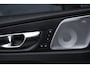 Volvo XC60 2.0 T8 Plug-in hybrid AWD Ultra Black Edition | Trekhaak | Luchtvering | Bowers&Wilkins audio | 360 graden camera