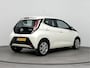 Toyota Aygo 1.0 VVT-i x-play Automaat | Climate Control | Parkeercamera | Dealeronderhouden |