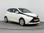Toyota Aygo 1.0 VVT-i x-play Automaat | Climate Control | Parkeercamera | Dealeronderhouden |