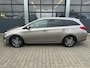 Toyota Auris Touring Sports 1.8 Hybrid 136pk Lease