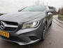 Mercedes-Benz CLA Shooting Brake 180 Ambition Automaat / Leder-Stof / Navi / Clima / 18" Velgen / PDC / Cruise / LED