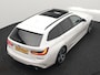 BMW 3-Serie Touring 330e xDrive M Sport Plug In Hybrid 293pk Dealer O.H. PHEV | Panodak | Head Up | Adaptive Cruise | Laser LED | 360 Camera | Alcantara Sportstoelen Memory & Verwarmd | Sfeerverlichting | Apple Carplay | Keyless | Blis | Navigatie | Virtual | DAB