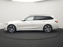 BMW 3-Serie Touring 330e xDrive M Sport Plug In Hybrid 293pk Dealer O.H. PHEV | Panodak | Head Up | Adaptive Cruise | Laser LED | 360 Camera | Alcantara Sportstoelen Memory & Verwarmd | Sfeerverlichting | Apple Carplay | Keyless | Blis | Navigatie | Virtual | DAB