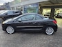 Peugeot 207 CC 1.6 VTi | 2E EIGENAAR | 12MND GARANTIE | AIRCO | STOELVERWARMING | LMV |