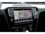 Volkswagen Passat 1.6 TDI Connected Series Plus Aut. Navi|Leder-Alcant|Cam|LMV|Virt. Display