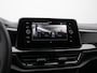 Volkswagen T-Roc 1.5 TSI 150 pk DSG R-Line | Panoramadak | Trekhaak | IQ Light | Stuur-/stoelverwarming | Achteruitrijcamera | Navigatie