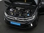 Volkswagen T-Roc 1.5 TSI 150 pk DSG R-Line | Panoramadak | Trekhaak | IQ Light | Stuur-/stoelverwarming | Achteruitrijcamera | Navigatie