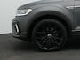 Volkswagen T-Roc Cabrio 1.5 TSI 150 pk DSG R-Line Edition Grey | Trekhaak | Leder | Navigatie Discover Pro | Beats | Adaptief onderstel | IQ Light | Stuur-/stoelverwarming