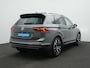 Volkswagen Tiguan 2.0 TDI 150 pk DSG R-Line | Panoramadak | Trekhaak | Navigatie Discover Pro | Stuur-/achterbankverwarming | Achteruitrijcamera