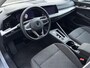 Volkswagen Golf Variant 1.0 eTSI Life Business Navigatiesysteem | Stuur- en stoelverwarming | Climate Control |  Adaptieve Cruise Control | Automaat | Elektrisch bedienbare ramen | Achteruitrijcamera | Schakelmogelijkheid stuurwiel | 12 maanden BOVAG garantie