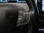 Peugeot 2008 1.2 PureTech Allure Sport (NAVI,CLIMATE,CRUISE,CAMERA,PDC,GRIP CONTROL,ELEKTRISCH PAKKET,SPORTSTOELEN,LM VELGEN)