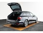 Audi A4 Avant 40 TFSI Sport S line black edition Panoramadak - Head up - Elektrisch verstelbare/verwarmde stoelen - Interieurvoorverwarming - B&O - Assistentiepakket City/Parking - MMI navigatie plus -