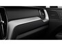 Volvo XC60 2.0 T6 Plug-in hybrid AWD Plus Black Edition | Panoramadak | Head-Up Display | Visual Park Assist | 22" | Luchtvering | Getint Glas | Adaptive Cruise |
