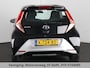Toyota Aygo 1.0 VVT-i X-PLAY CARPLAY NAVI GARANTIE 2031 1e EIG BIJNA 2021. 100% ONDERHOUDEN .CAMERA.BLACK EDITION
