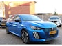 Peugeot 208 100 Pk Benzine * Allure * * Lichtmetalen Velgen * Dab Radio * Apple Carplay / Android Auto * Climate & Cruise Control * Parkeersensoren * Vingerhoets; Vierde generatie Eersteklas Service !