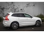Volvo XC60 2.0 T6 Plug-in hybrid AWD Plus Dark | Long Range | Trekhaak | Harman-Kardon | Adaptive Cruise Control | 360 Camera | Dodehoek Detectie | LED Koplampen
