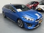 Kia ProCeed 1.5 T-GDi GT-Line met Digital Cockpit, Schuif en Kanteldak, Suede leer, Sportstoelen, Sportstuur en meer!