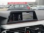 BMW 5-Serie 520i Sport Line Executive Leer Head-Up Display Achteruitrijcamera Stoelverwarming Trekhaak