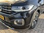 Volkswagen T-Cross 1.0 TSI R-Line / AUTOMAAT/ PARK. SENSOREN V+A/ CAMERA/ STOEL VERWARMING/ APP-CONNECT/ ACC/ DIGITAL DASH/ CLIMA/ DAB/ LED/ ISOFIX/ 17'' LMV