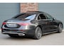 Mercedes-Benz S-klasse 580 e 4MATIC Lang AMG Line | Airmatic | Achterasbesturing | Distronic+ | Massage | Memory | Burmester | Stoelventilatie | 3D-Display | HUD | Digital Light | Vlakkenverwarming |