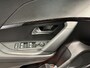 Peugeot e-2008 EV Allure Avantage 54 kWh | Camera | Adaptive Cruise control | Navigatie | Climate control